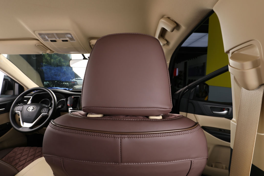 toyota highlander ekr fm63 brown leather and suedette with middle pineapple pattern with edge piping 4